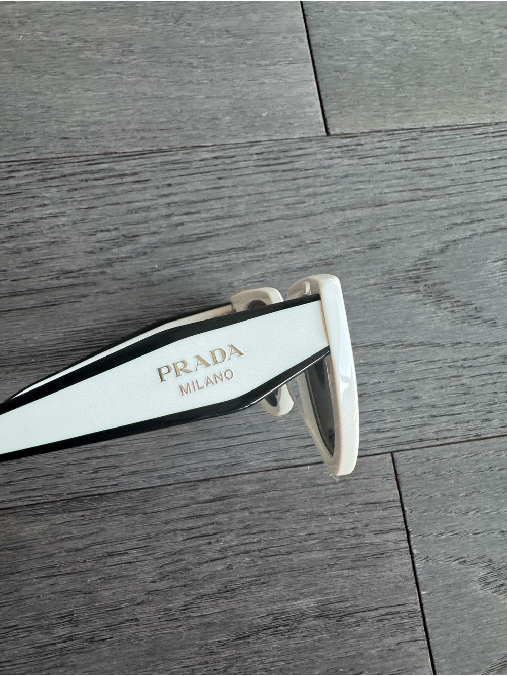 Prada PR 14WS sunglasses - Picture 3 of 7
